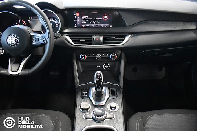 ALFA ROMEO Stelvio 2.2 Turbodiesel 190 CV AT8 Q4 Business